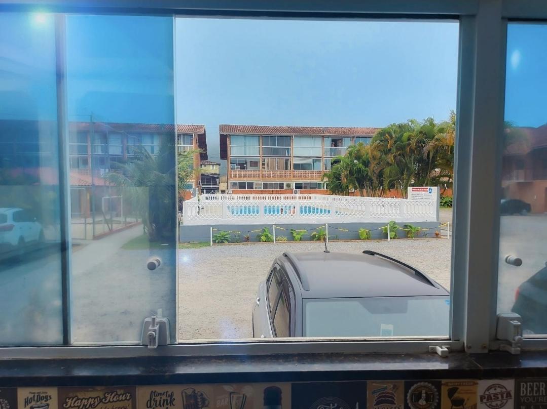 Conforto E Lazer Pertinho Da So Atravessar A Avenida Ubatuba